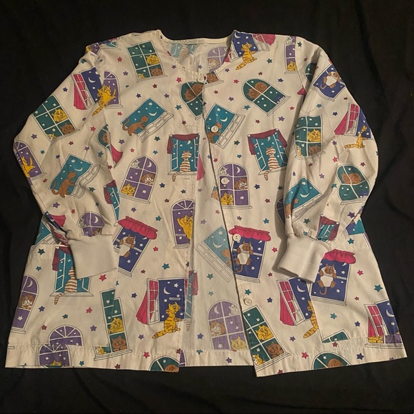 SCRUB TOPS - Picture 13 of 16